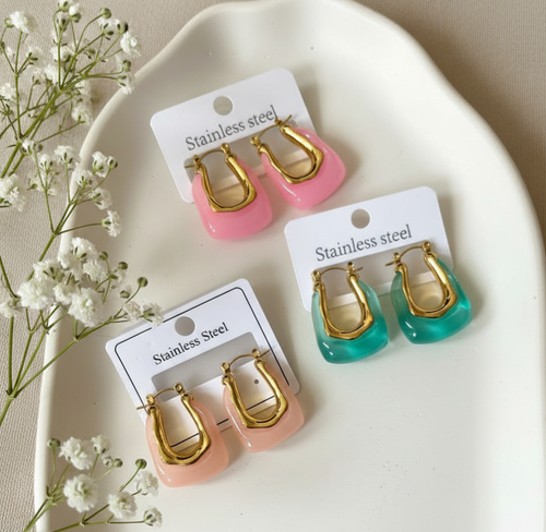 گوشواره رزینی مدل مستطیلی با پایه ضد حساسیت با آبکاری رودیوم