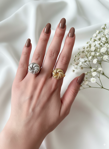 انگشتر مدل پیچ خورده جنس برنج و آبکاری رودیوم